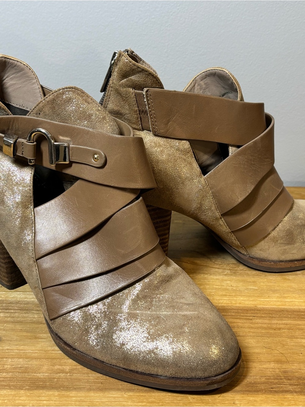Isola bootie heel boots size 9.5